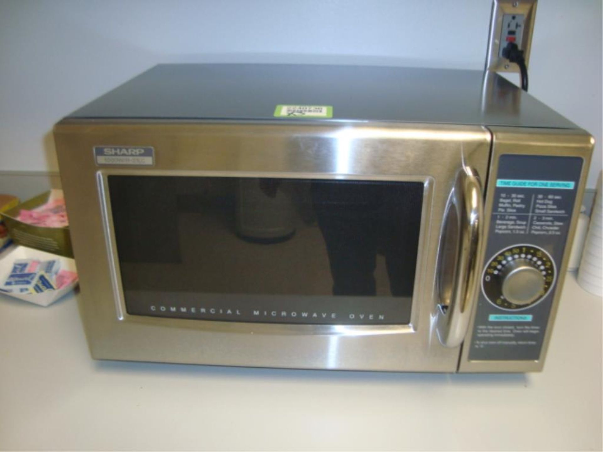 Kitchen Appliances - Image 2 of 6