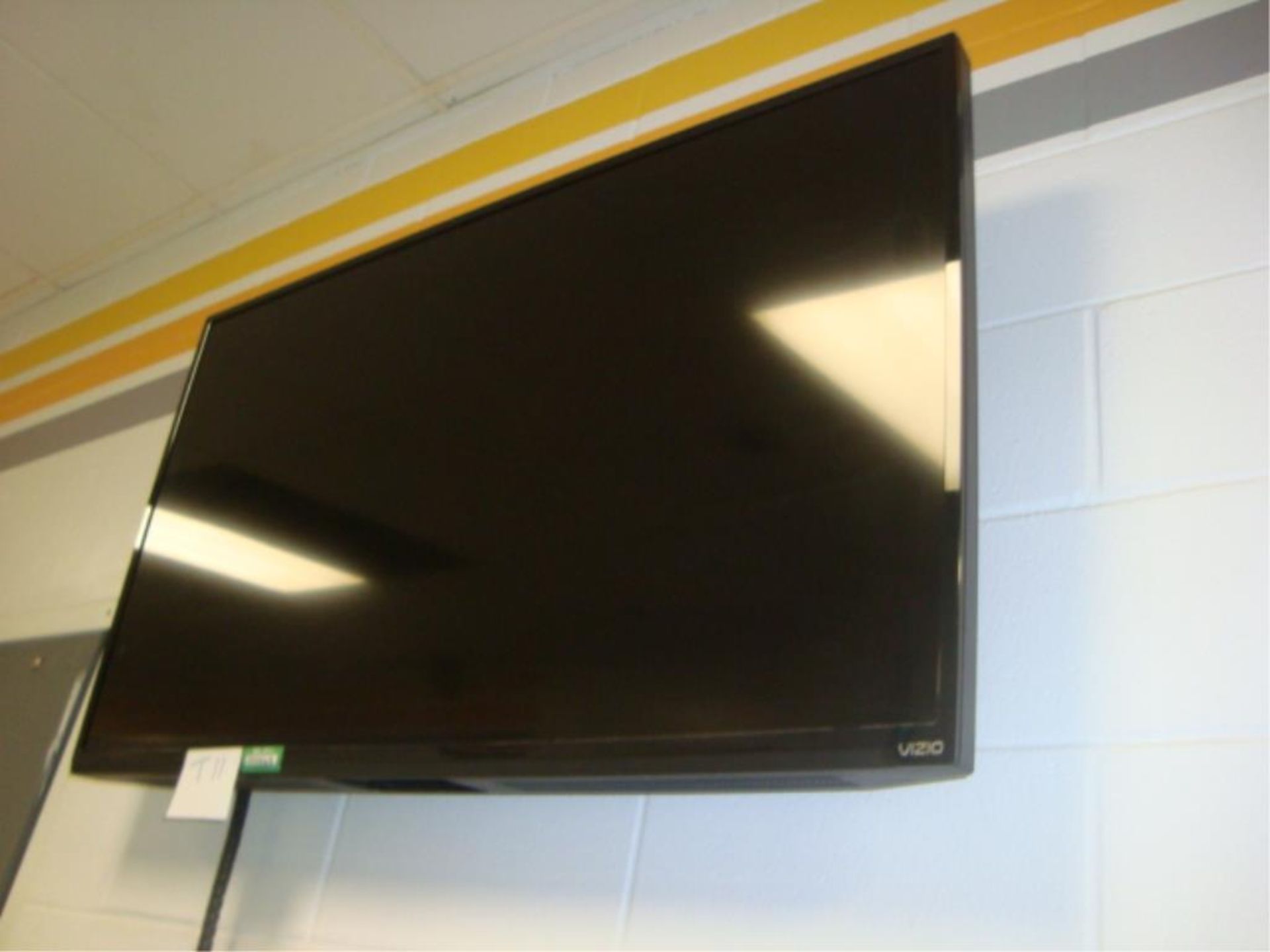 Smart TVs - Image 8 of 9