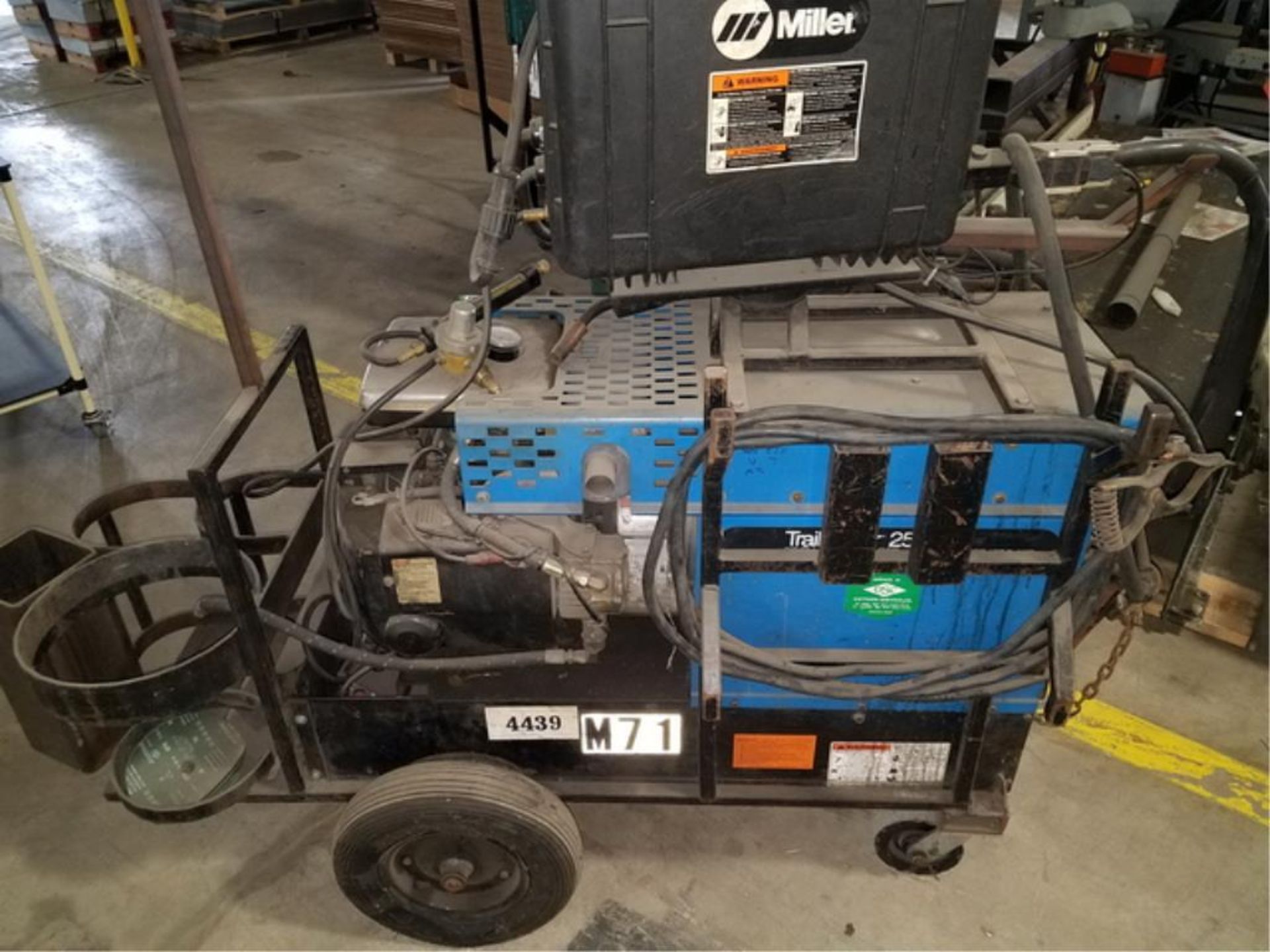 Gas Powered Welder - Image 2 of 6