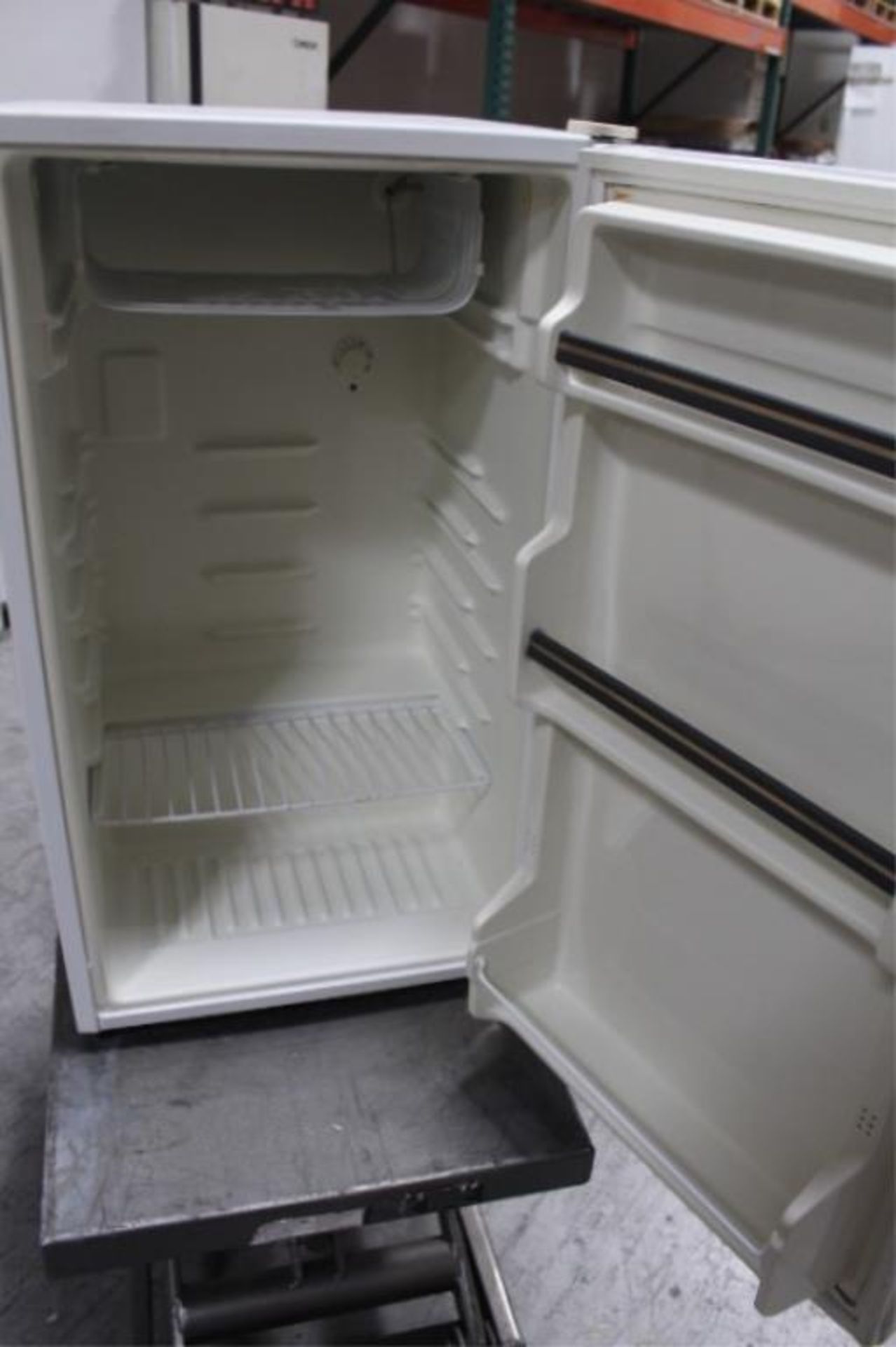 Undercounter Refrigerator/Freezer - Image 3 of 5