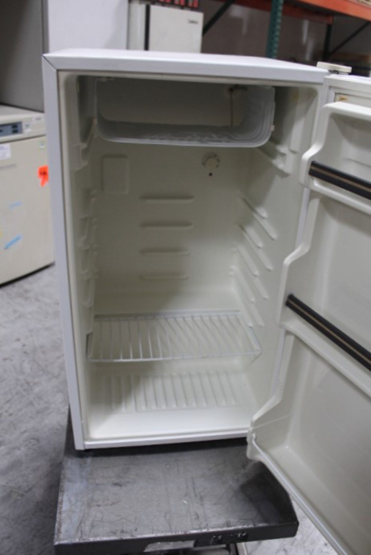 Undercounter Refrigerator/Freezer - Image 2 of 5