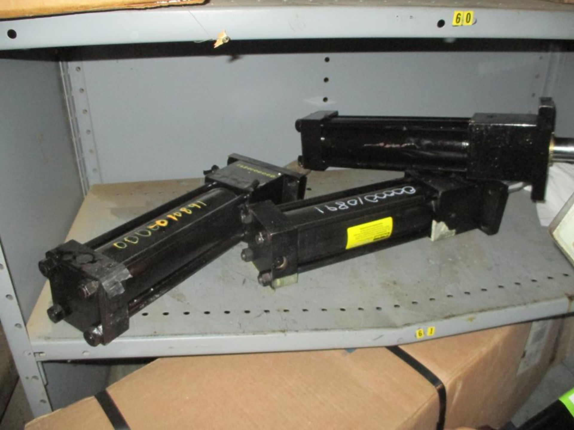 Hydraulic Cylinders - Image 3 of 3