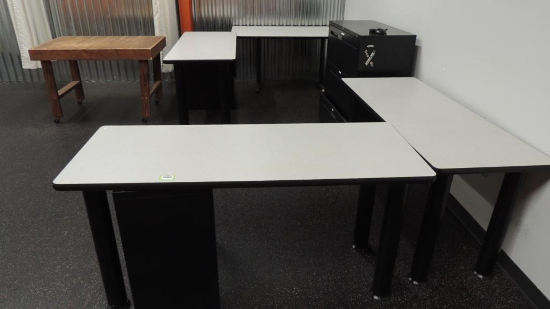 Office Furniture - Image 7 of 7