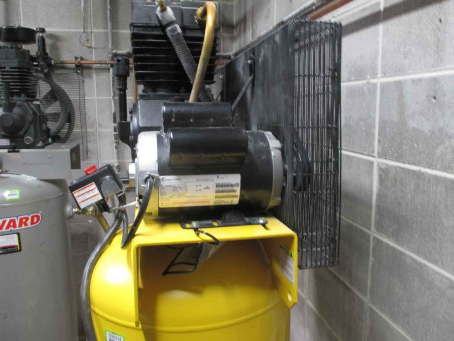 60 Gal Vertical Air Compressor - Image 2 of 5