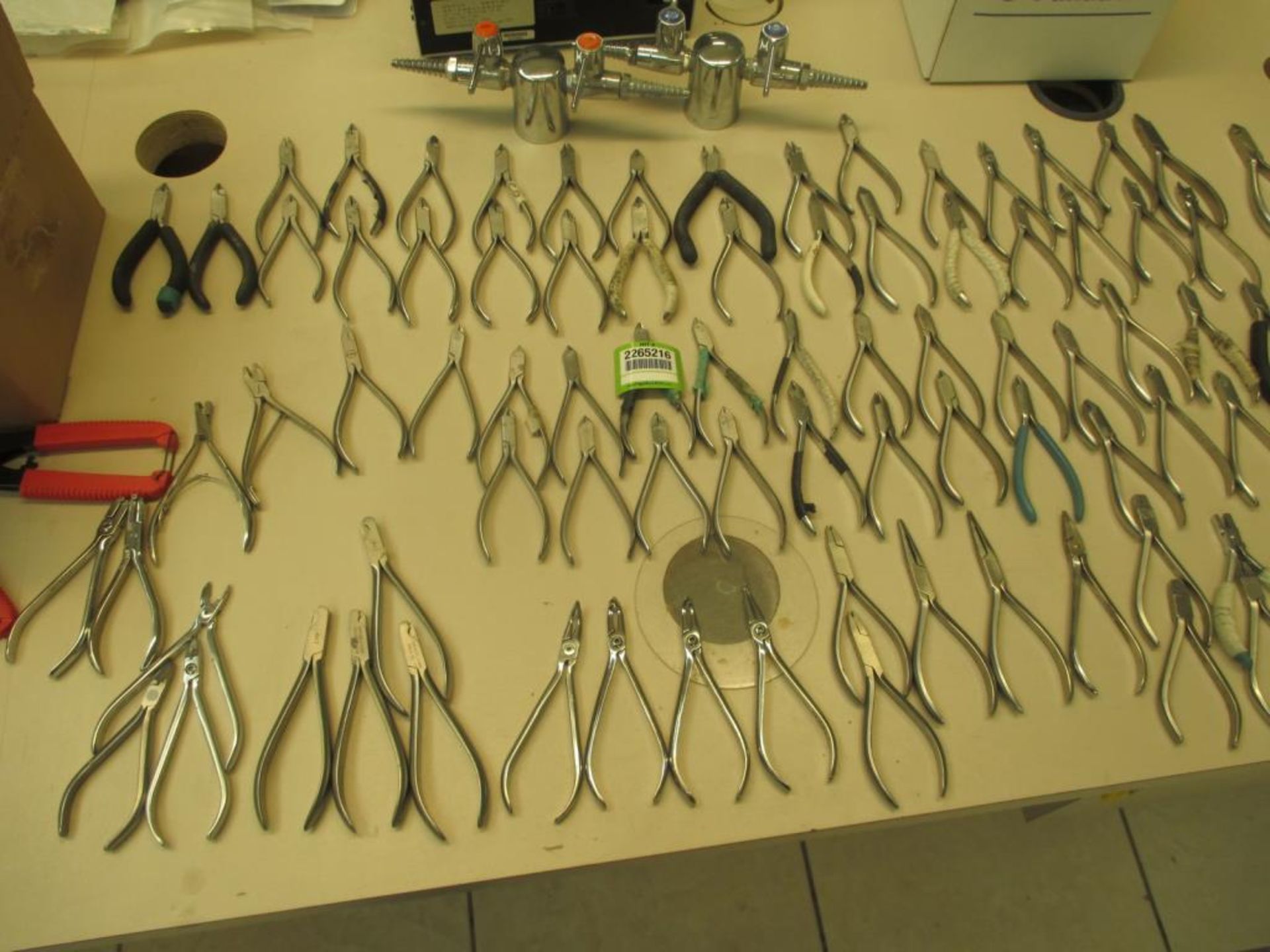 Orthodontic Lab Tools - Image 6 of 7