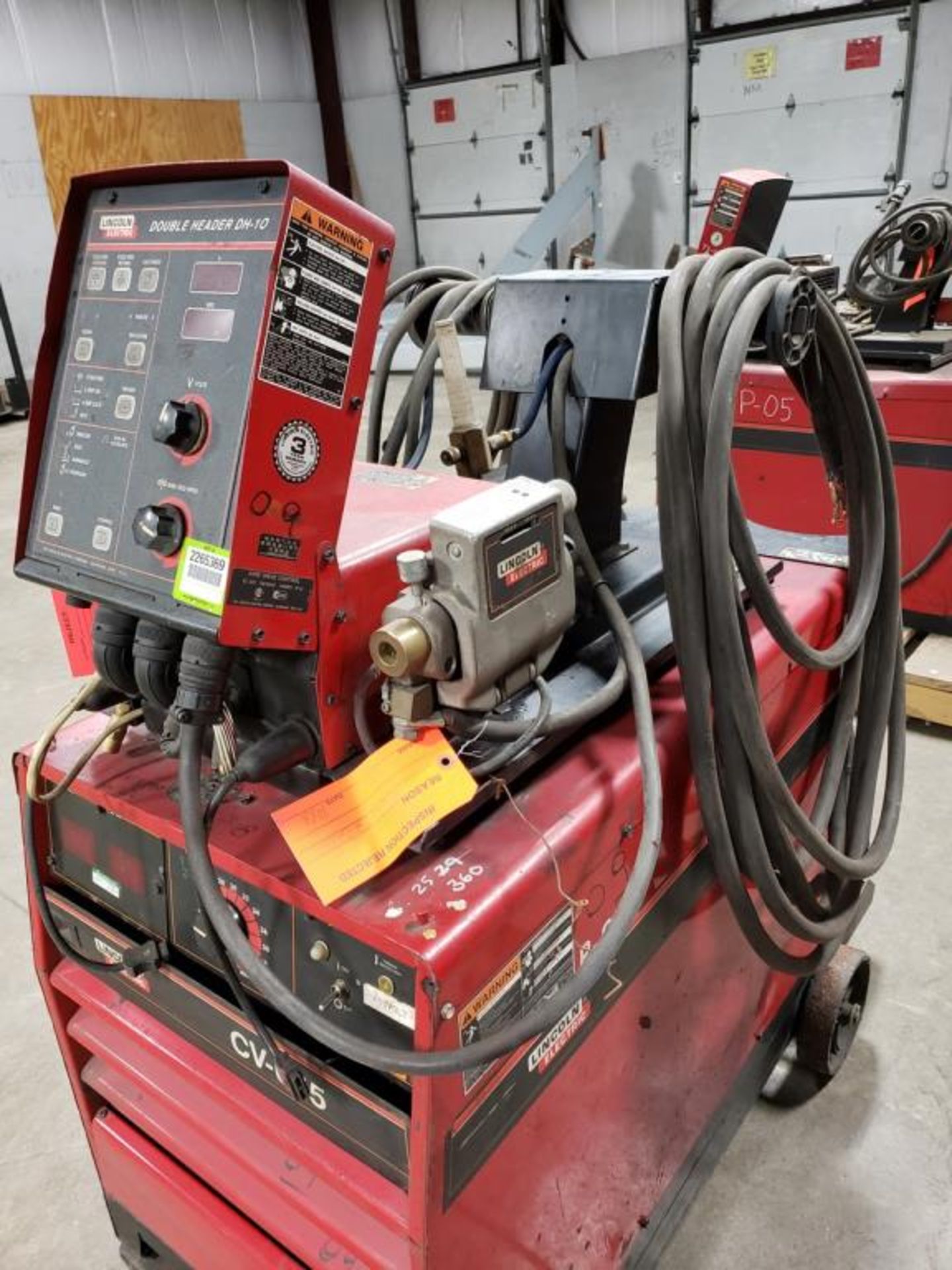 MIG Welder with Feeder - Image 4 of 7