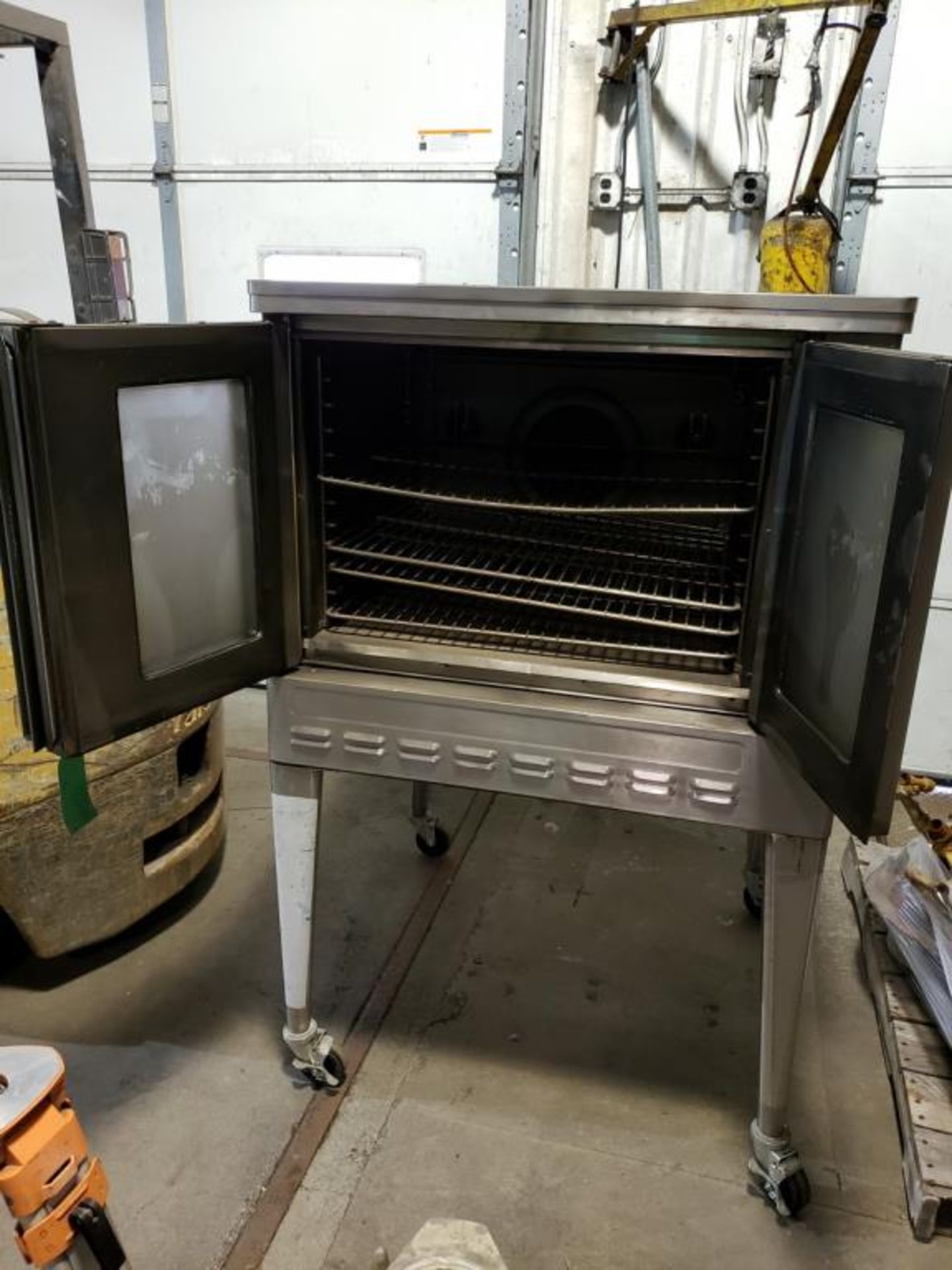 Oven - Image 2 of 5