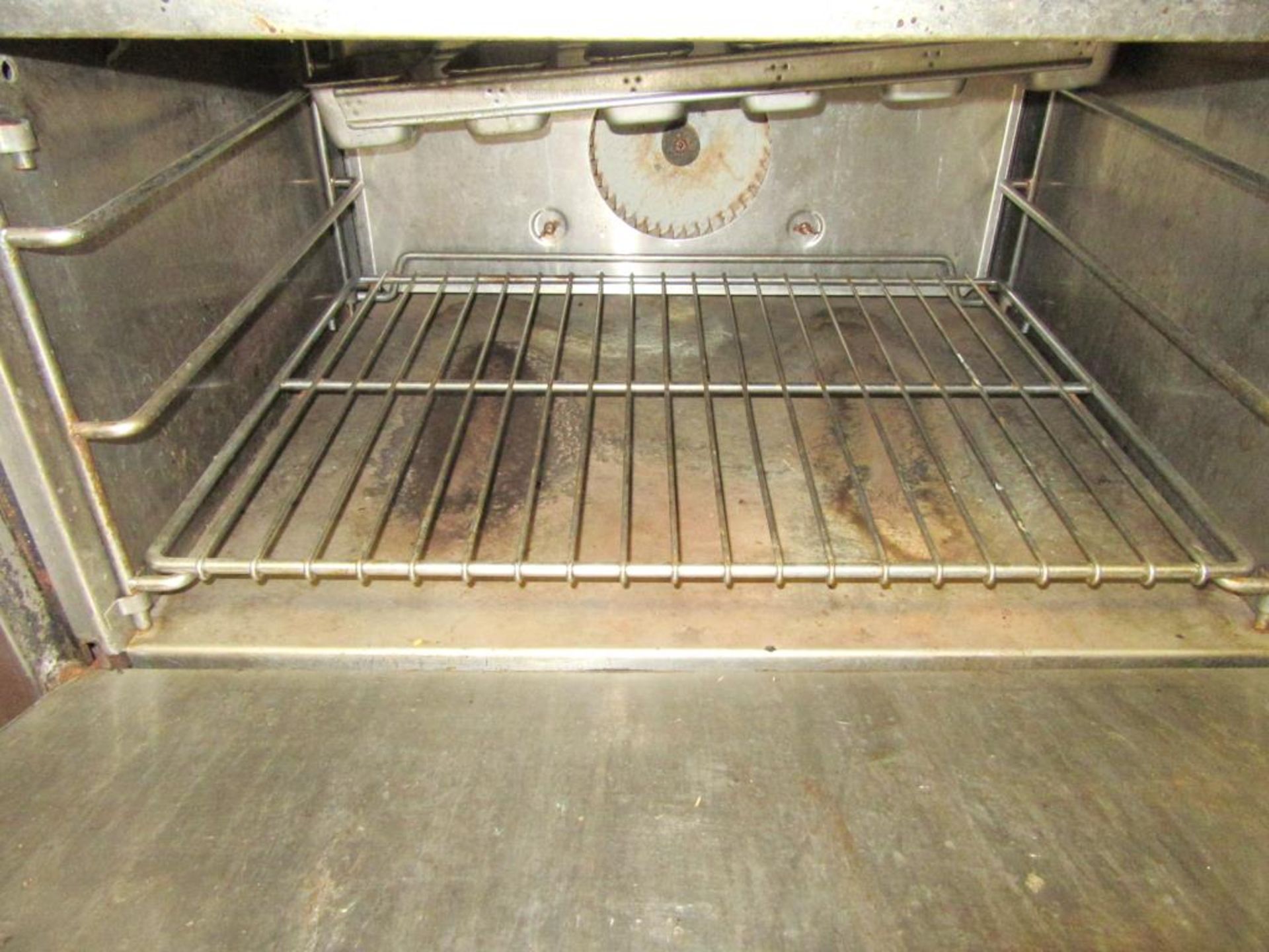 Gas Range / Oven - Image 6 of 7