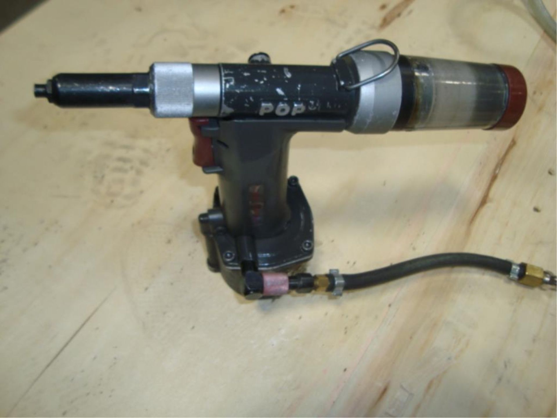 Pneumatic Rivet Tool Gun - Image 7 of 8