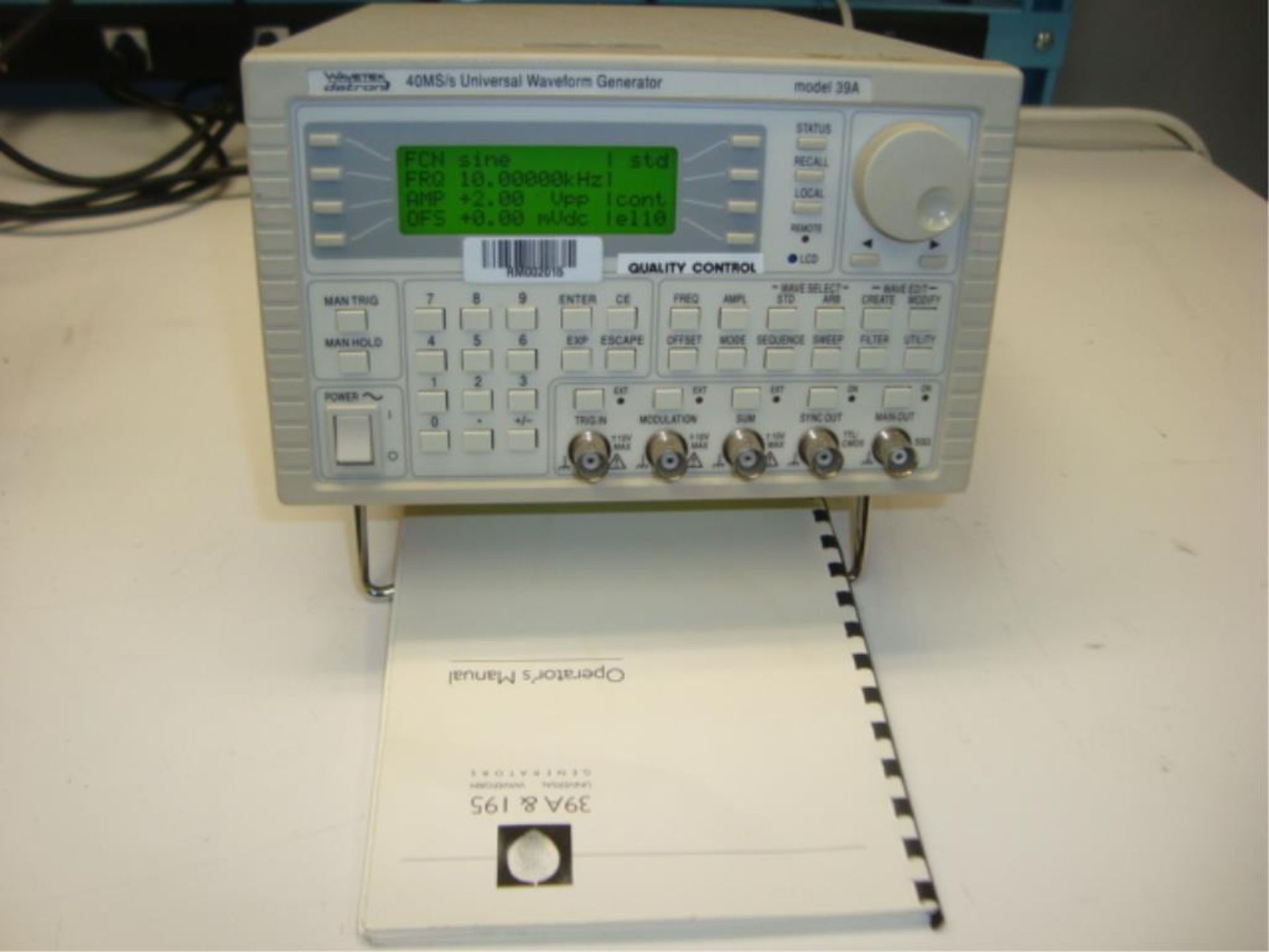 Universal Waveform Generator - Image 2 of 5