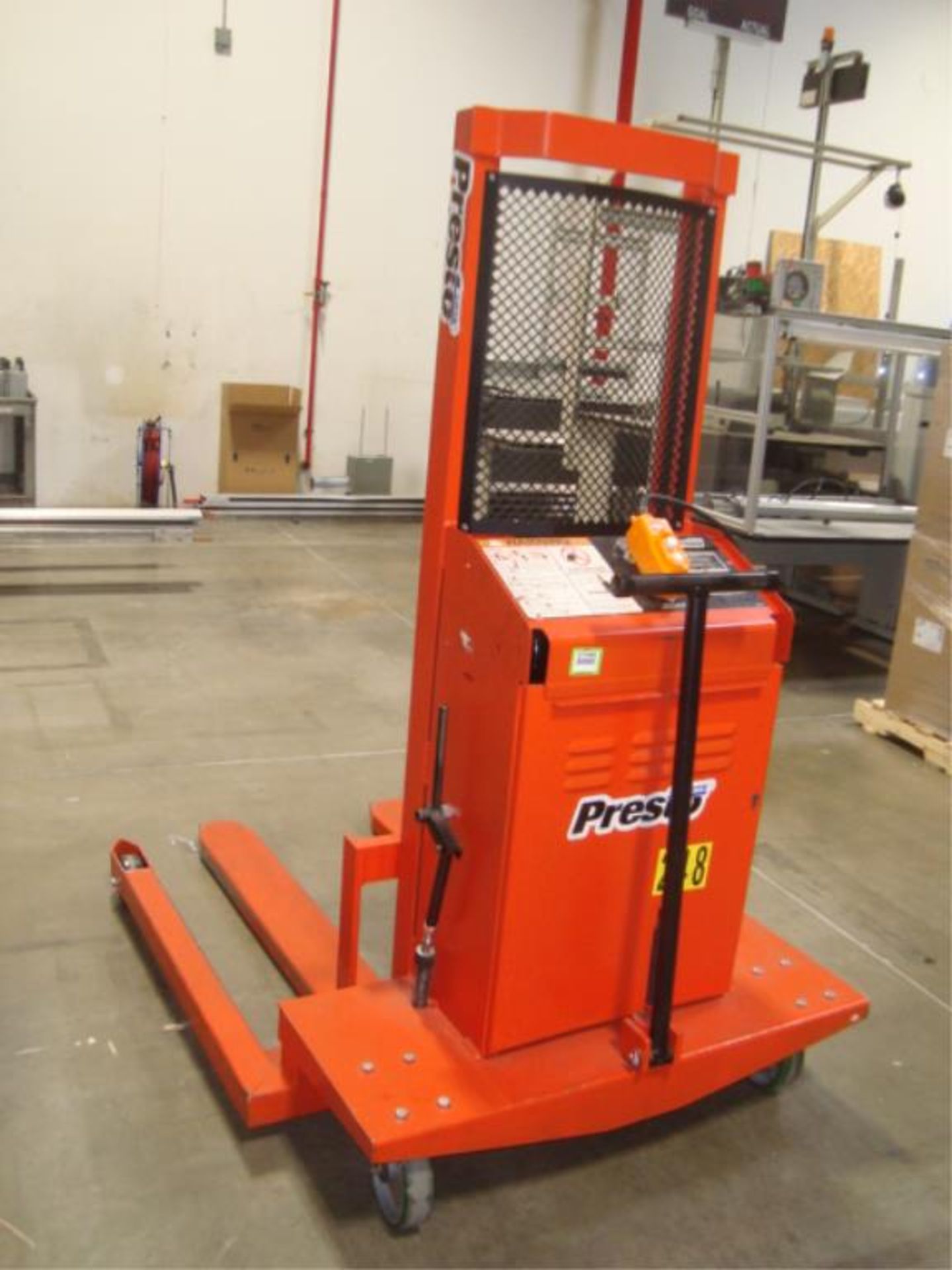 Electric Lift Truck - Image 2 of 14