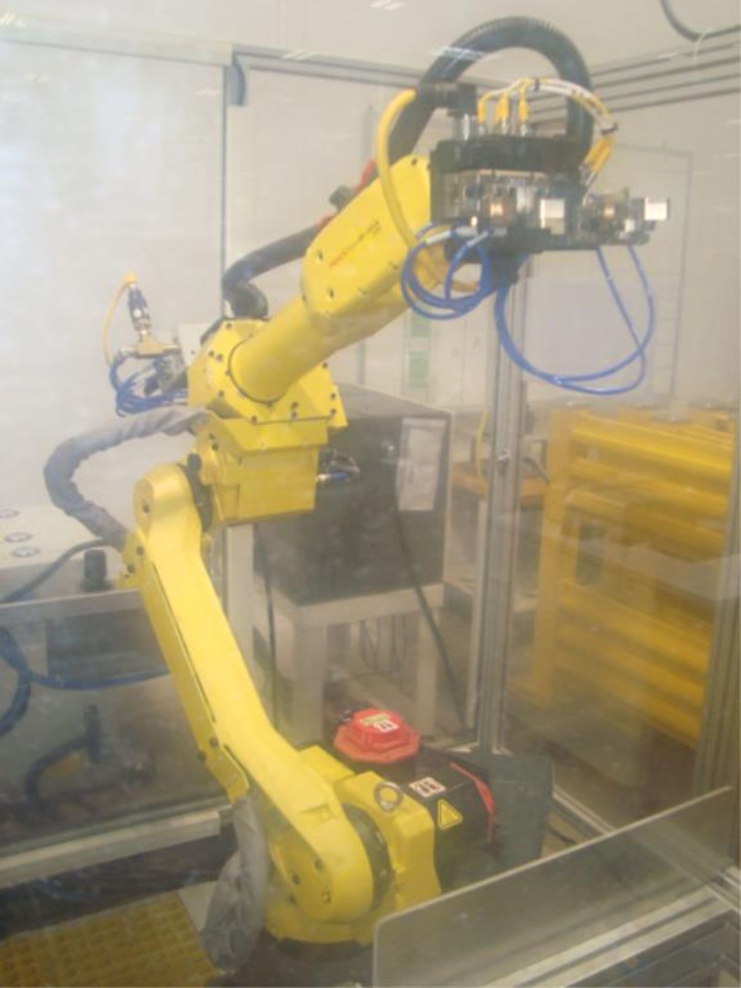 Fanuc Robodrill Alpha-D21MiA5 with Fanuc M-10iA 6-Axis Robot - Image 7 of 60