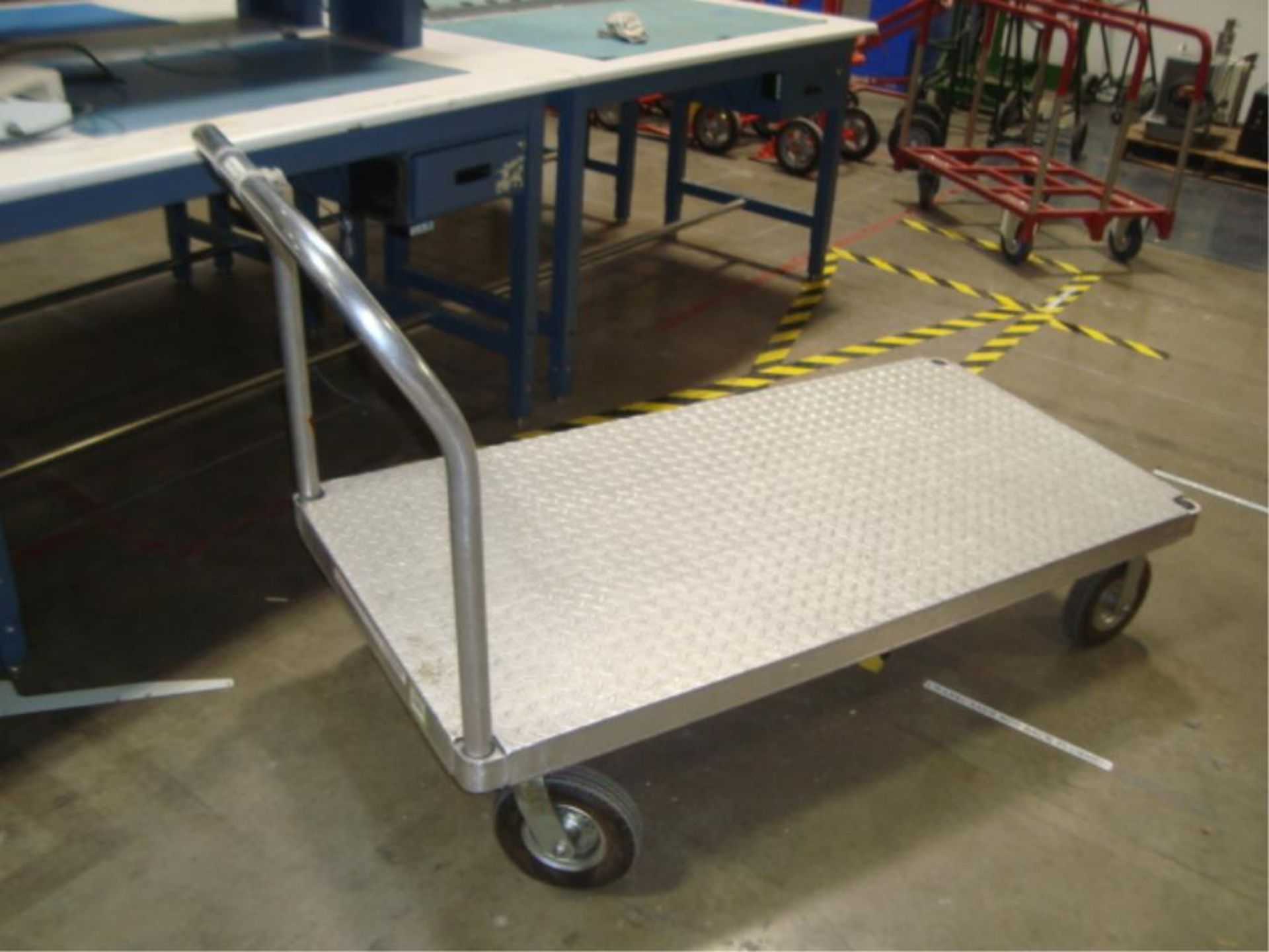 Heavy Duty Mobile Platform Cart - Image 3 of 10