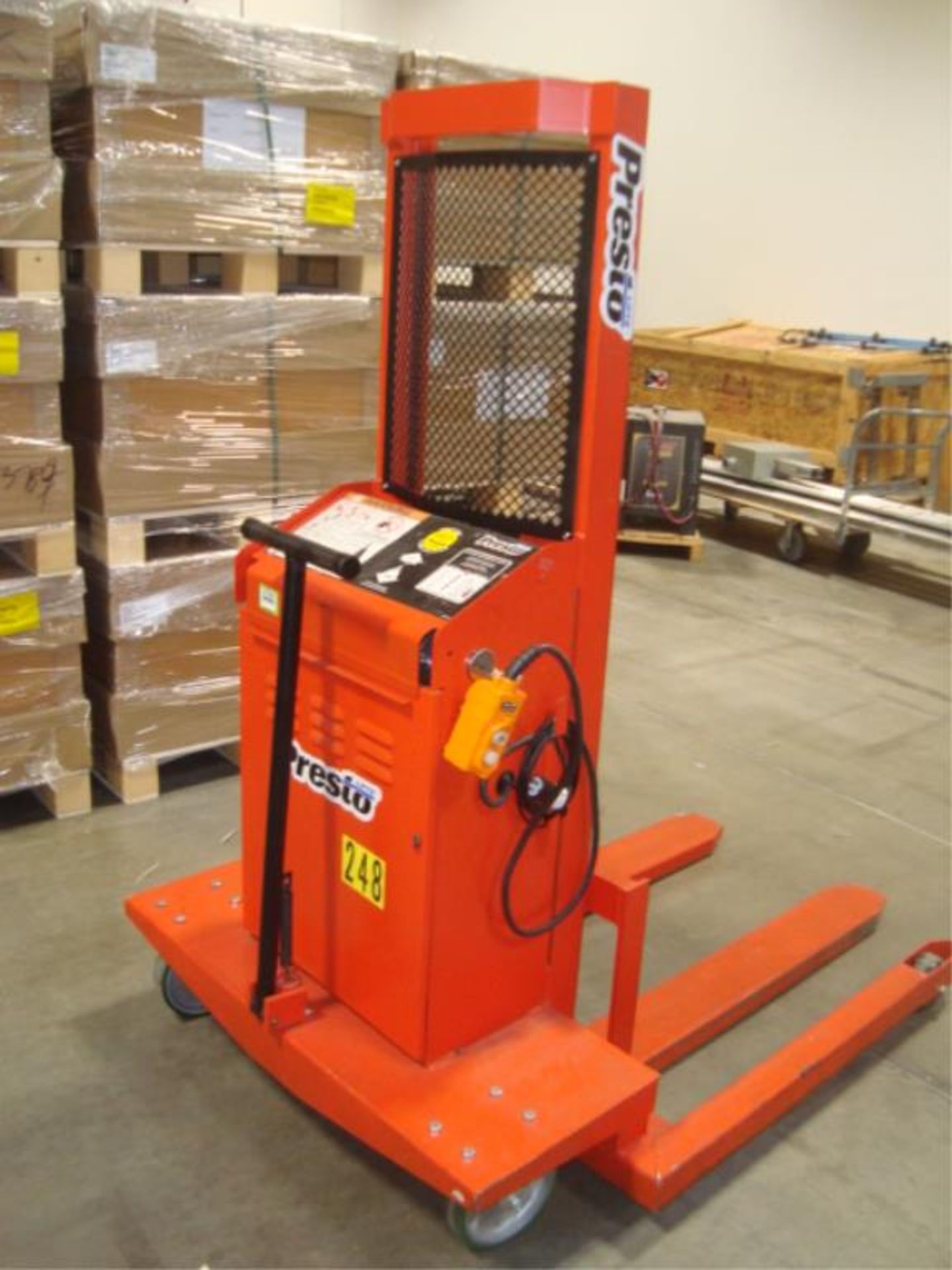 Electric Lift Truck - Image 6 of 14