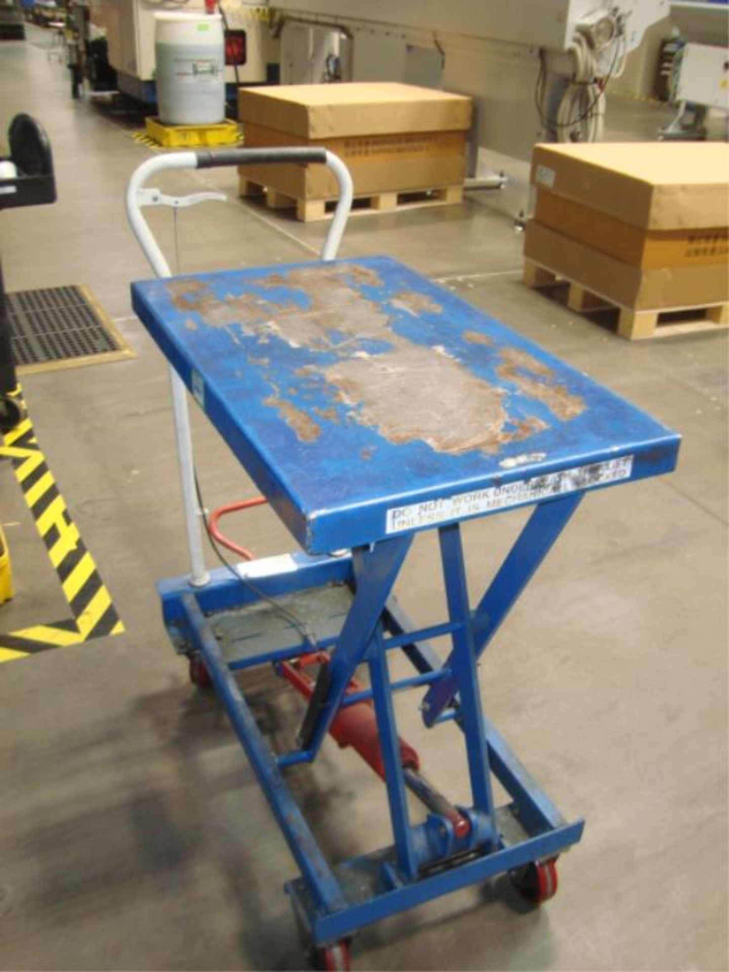 Hydraulic Lift Table - Image 5 of 5