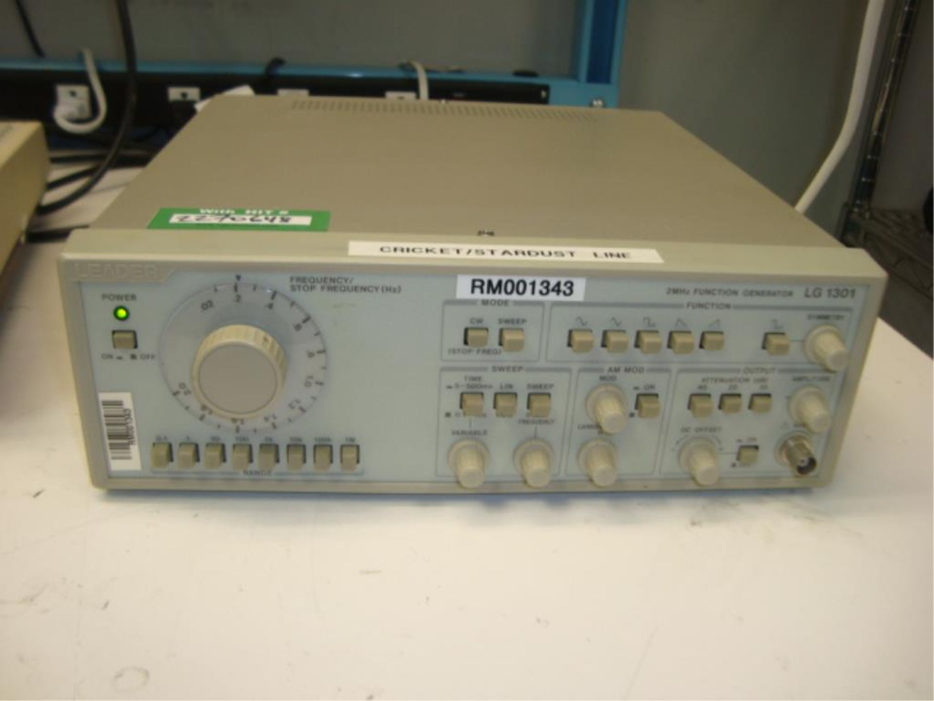 LCR Meter & Function Generator - Image 7 of 9