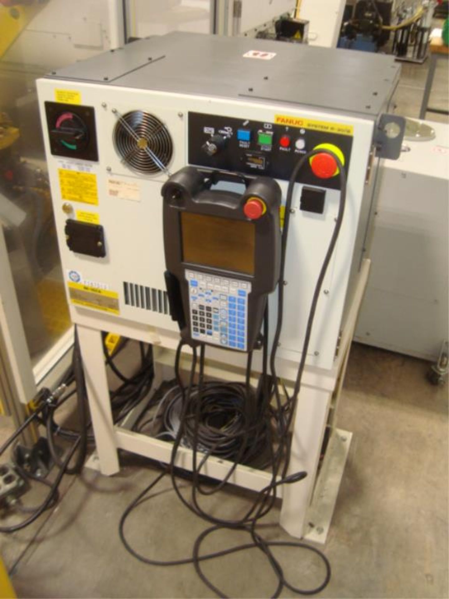 Fanuc Robodrill Alpha-D21MiA5 with Fanuc M-10iA 6-Axis Robot - Image 40 of 60