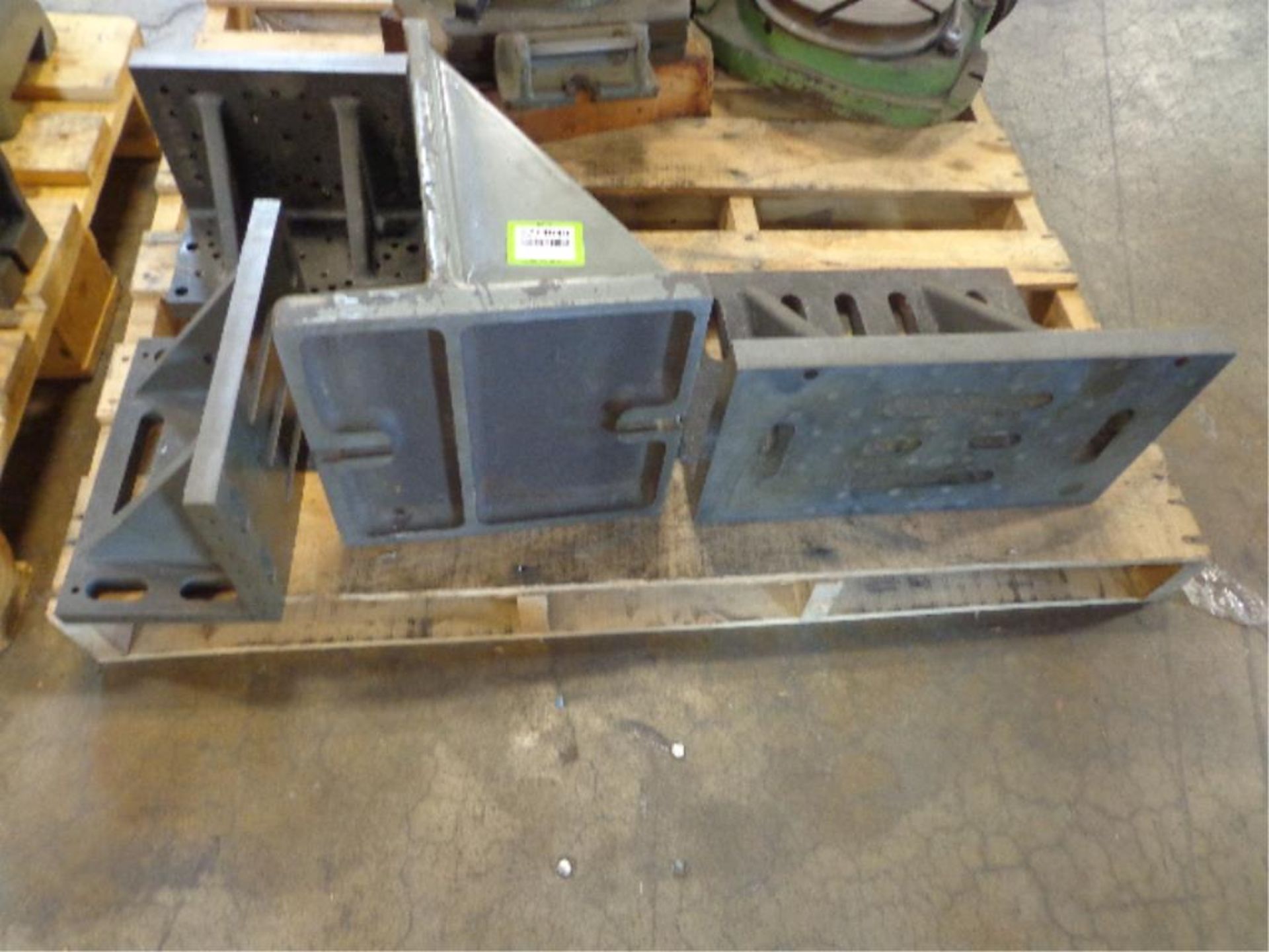 Slotted Angle Plates