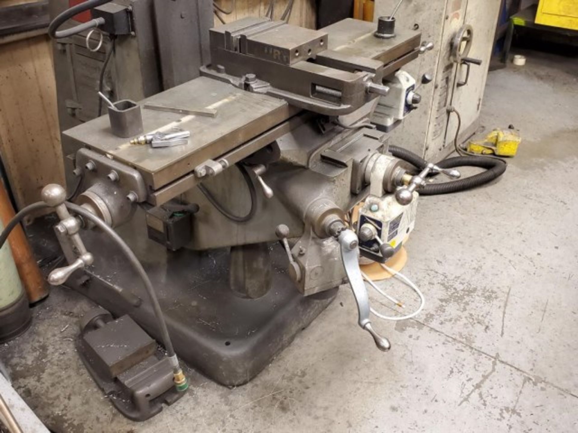 Milling Machine - Image 7 of 12