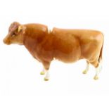 Porseleinen beeld: Guernsey Bull, 'Sabrina's Sir Richard 14th', model 1451, gemerkt Beswick -12 cm