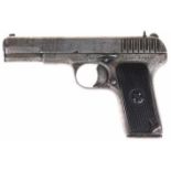 Rusland, WOII, deco Tokarev TT33 pistool, frame en slede nummergelijk gemarkeerd '655', gedateerd