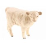 Porseleinen beeld: Charolais Calf, model 1827B, gemerkt Beswick -7,6 cm hoog-