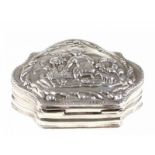 2e gehalte zilveren snuifdoos met engeldecor, 18e of 19e eeuw
