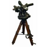 Kijker voor Anti-Aircraft geschut, gemarkeerd 'Instrument Observation AA BC', 'Herschede Hall