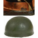 Para helmet, binnenwerk gemarkeerd 'BMB, 1944, size 8 1/8', buitenzijde later overgeschilderd,