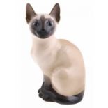 Royal Copenhagen, porseleinen beeld: Siamese kat, model: 3281, ontwerp: Theodore Madsen,