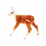 Porseleinen beeld: Hereford Calf, model 901A, mouth closed, gemerkt Beswick -9,5 cm hoog-