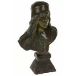 Emmanuel Villanis (1858-1914), gepatineerd bronzen buste, 'Bohémienne', gesigneerd - H. 15 cm -