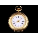 14kt geelgouden dames vestzakhorloge met gegraveerde kast - 3 cm diameter