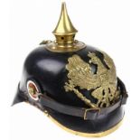 Pickelhaube Pruissen model 1895, met makersmarkering 'Julius Jansen, Strassburg' aan binnenzijde,