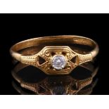 14kt geelgouden ring gezet met zirkonia - ringmaat 55 mm -