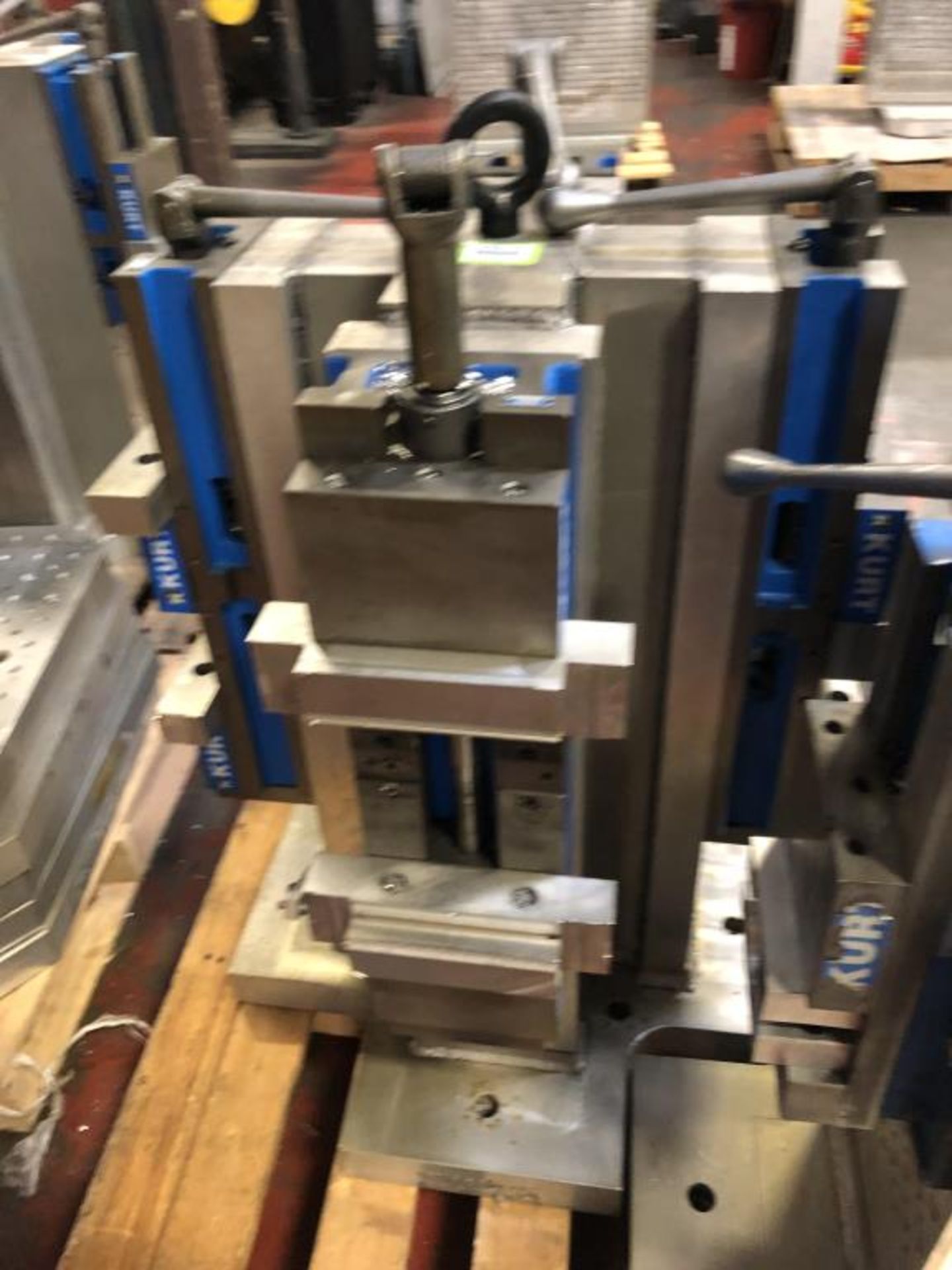 Machining Tombstone - Image 2 of 4