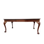 MAHOGANY CHIPPENDALE STYLE DINING TABLE