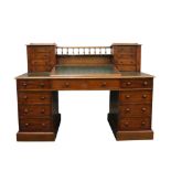 VICTORIAN MAHOGANY DOUBLE PEDESTAL DESK