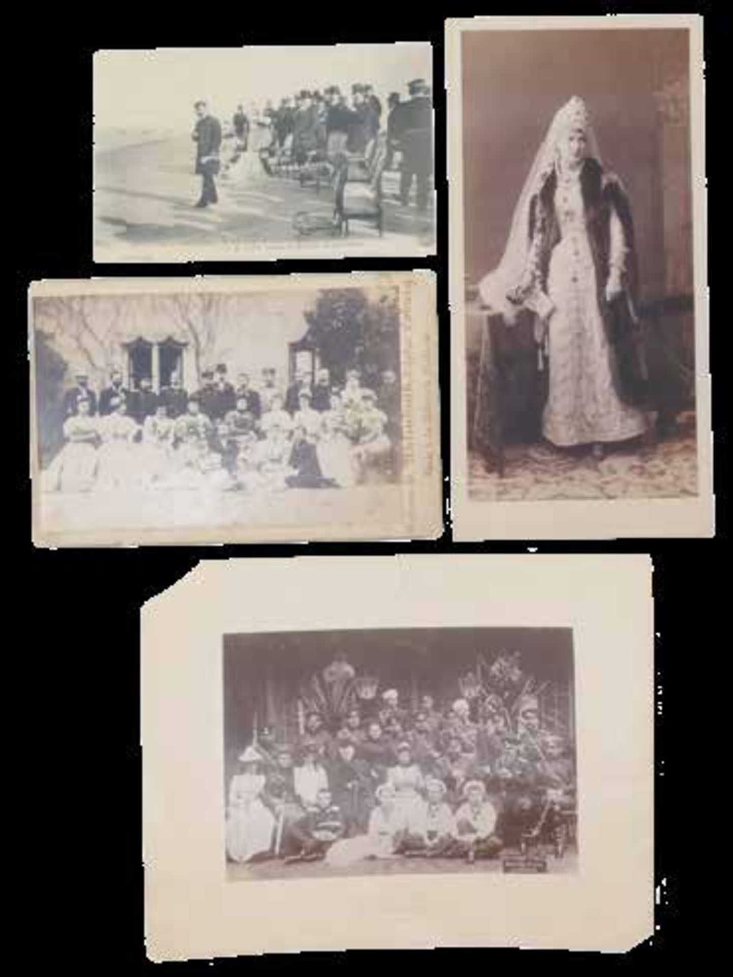 A selection of three photos and postcards with images of the Imperial Family: 1) [...] - Bild 2 aus 2