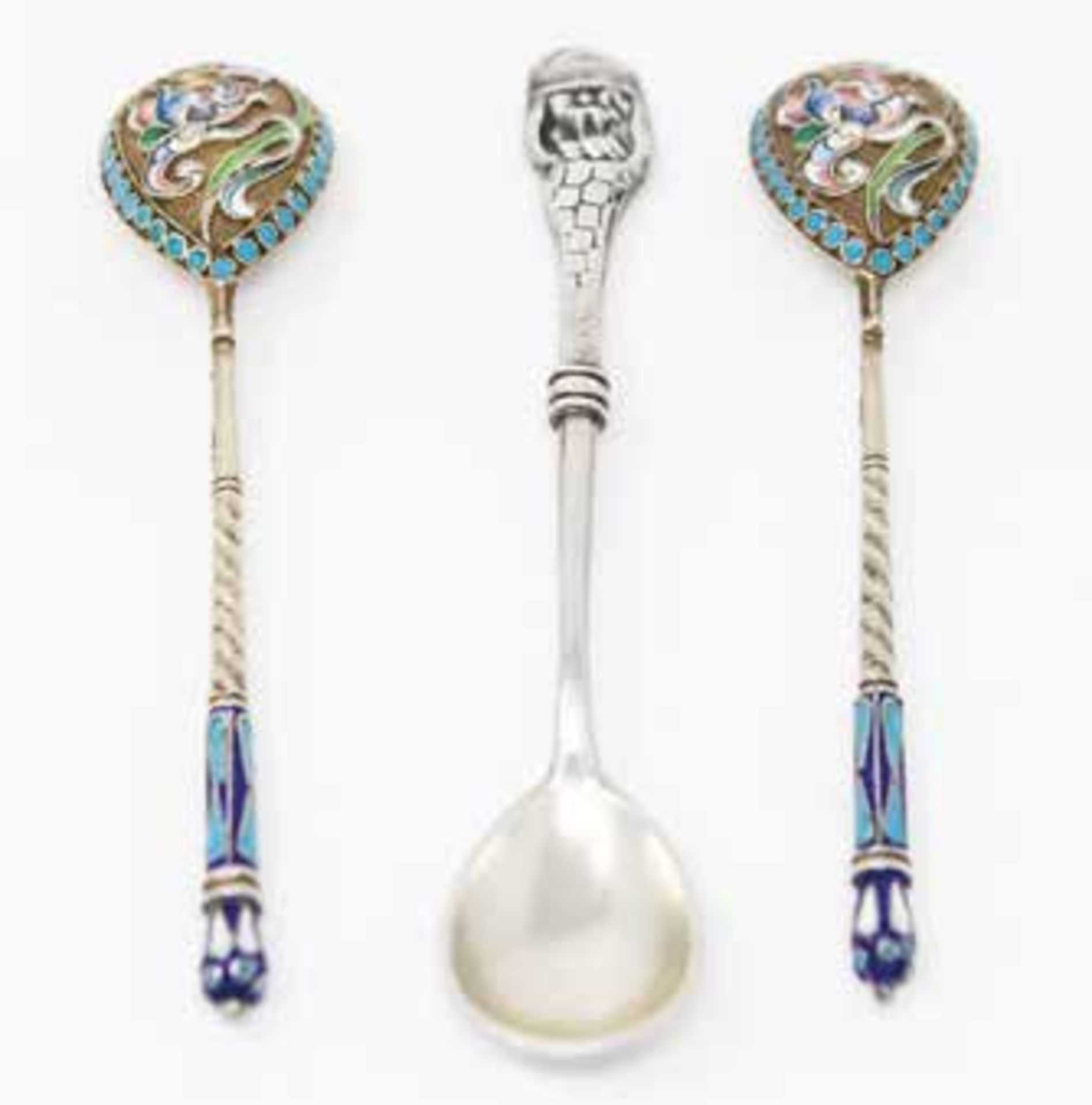 3 teaspoons: Two with painted enamel on the filigree and one with a decorative pen [...] - Bild 2 aus 2