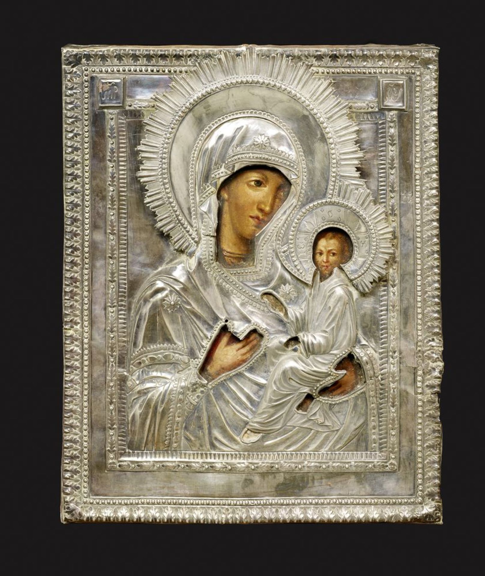 Icon in kyot and silver frame « Tikhvin Virgin » - Wood, levkas, tempera. Size: [...]