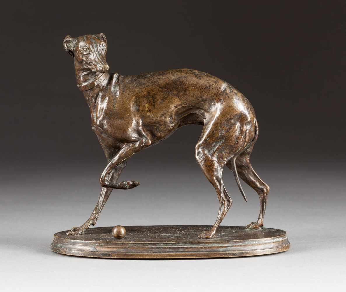 PIERRE JULES MÈNE1810 Paris - 1879 ebendaWindhund Bronze, braun patiniert. H. 15 cm. Auf der Plinthe