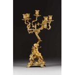 PRUNKKANDELABER Frankreich, Ende 19. Jh. Bronze, feuervergoldet. H. 61,5 cm. Auf stilisierten