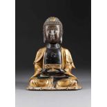 BUDDHA SHAKYAMUNI China, Ming/Qing-Dynastie Bronze, braun patiniert, part. vergoldet. H. ca. 32