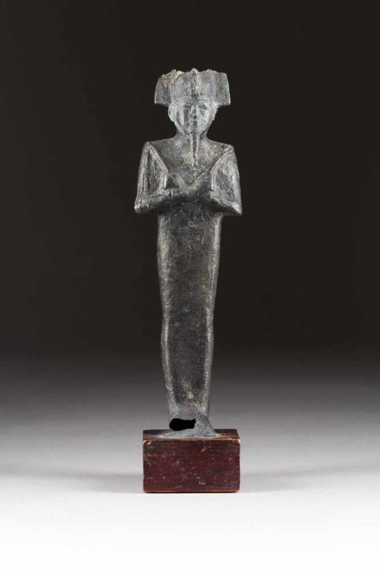 DARSTELLUNG DES OSIRIS Ägypten, Spätzeit, 664-30 v. Chr. Bronze. Ges.- H. 28 cm, H. ca. 25 cm (