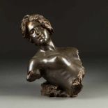 GIUSEPPE RENDA1859 Polistena - 1939 ebendaMonumentale Büste einer lächelnden Frau Bronze, hell,