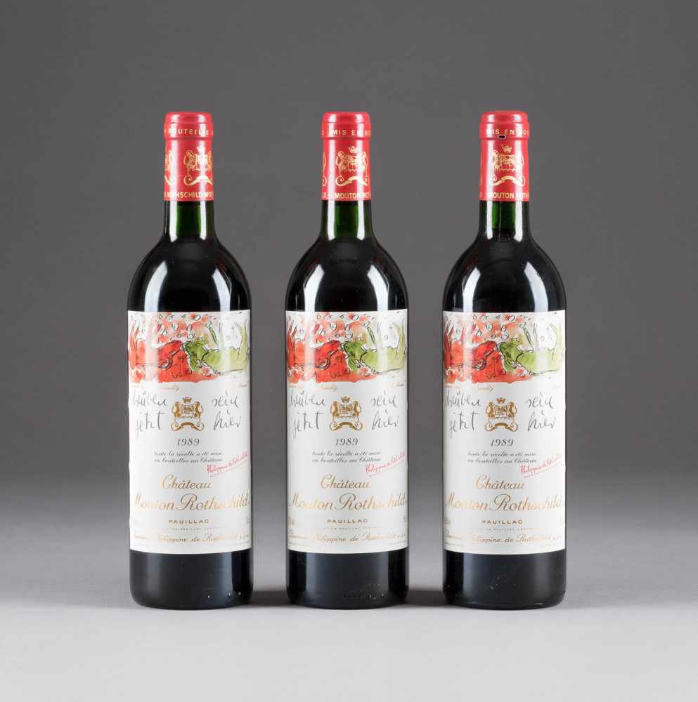 CHÂTEAU MOUTON ROTHSCHILD 1989 PAUILLAC 3 Flaschen, 0,75l (in). Künstleretikett von Georg Baselitz