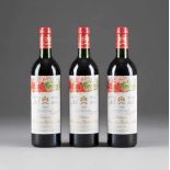 CHÂTEAU MOUTON ROTHSCHILD 1989 PAUILLAC 3 Flaschen, 0,75l (in). Künstleretikett von Georg Baselitz