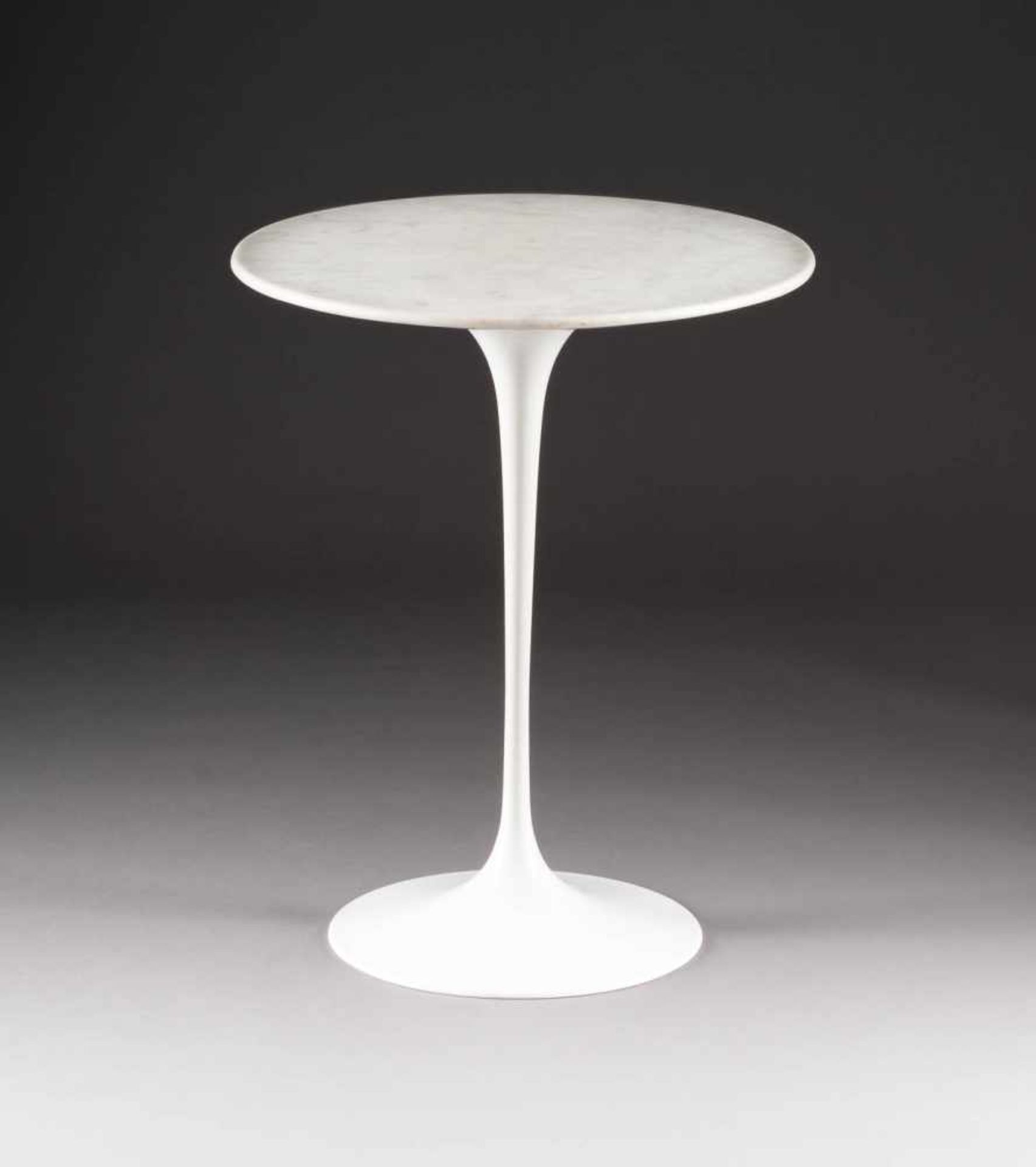 EERO SAARINEN (ATTR.)1910 Kirrkonummi - 1961 Ann ArborBEISTELLTISCH 'TULIP TABLE' Ausführung in
