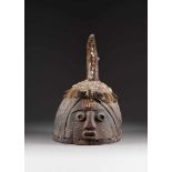 MASKE Im Stil von Burkina Faso, Afrika, 2. Hälfte 20. Jh. Holz, Leder, Pflanzenfaser,Tierhorn,